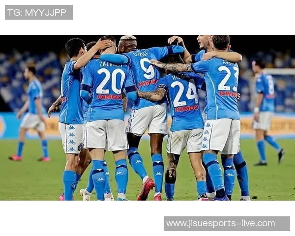 意甲焦点战那不勒斯与里昂握手言和乌龙球成比赛转折点解析