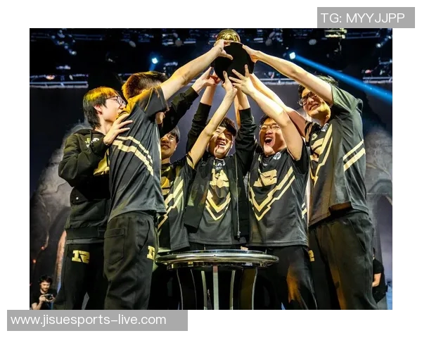 高校联赛特别报道：RNG在新挑战中重塑自我与团队精神的转型之旅