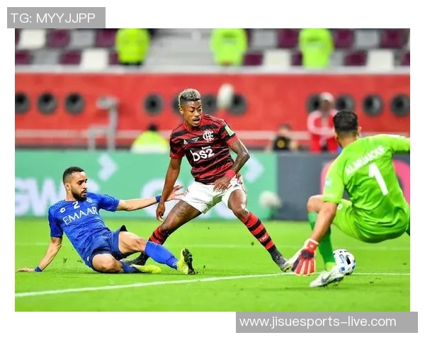 欧冠冷门：拜仁与切尔西激战成和红牌事件引发全场热议