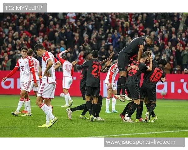 莱比锡绝杀拜仁引发全场狂欢赛后点评精彩纷呈 莱比锡绝杀拜仁引发全场狂欢赛后点评精彩纷呈