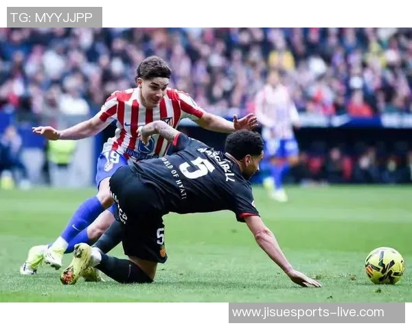 西甲精彩对决马竞3-0战胜那不勒斯引发争议判罚全场沸腾 西甲精彩对决马竞3-0战胜那不勒斯引发争议判罚全场沸腾